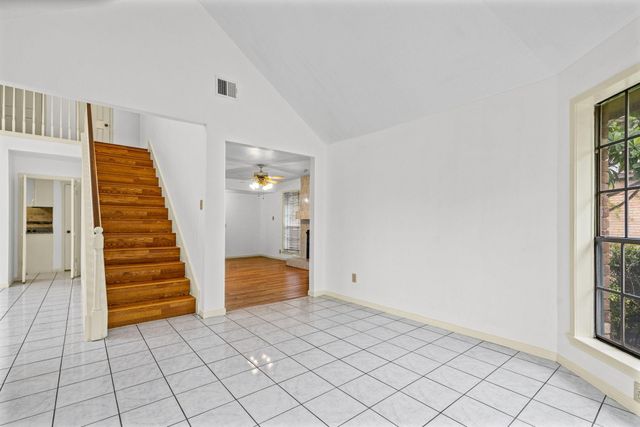 1922 Hickory Lawn Drive, Houston, TX 77077