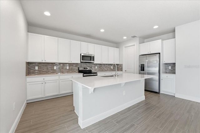 819 LOWOOD COURT, Orlando, FL 32825