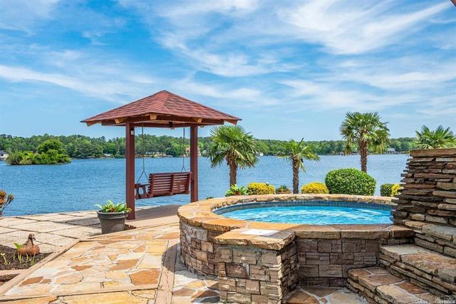106 Farr Shores Bay, Hot Springs, AR 71913