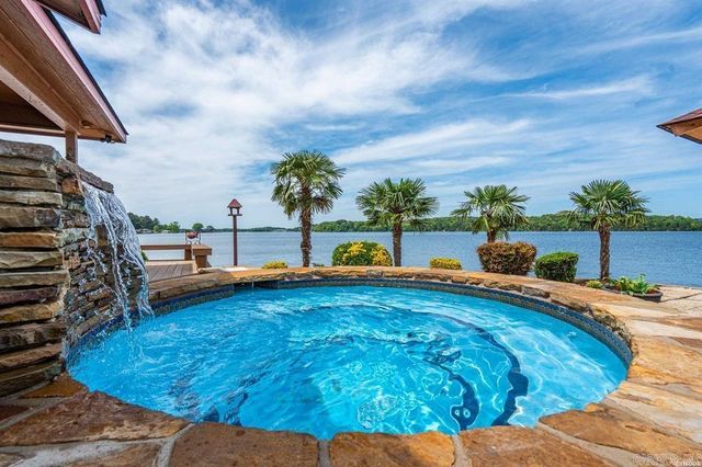 106 Farr Shores Bay, Hot Springs, AR 71913