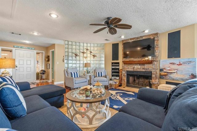 106 Farr Shores Bay, Hot Springs, AR 71913