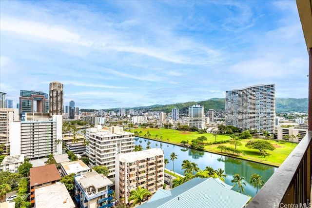 440 Olohana Street 1707, Honolulu, HI 96815