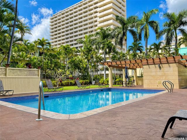 440 Olohana Street 1707, Honolulu, HI 96815