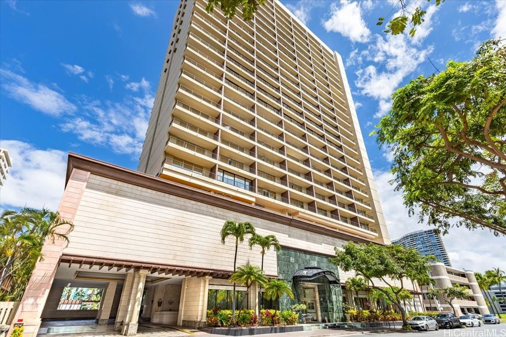 440 Olohana Street 1707, Honolulu, HI 96815