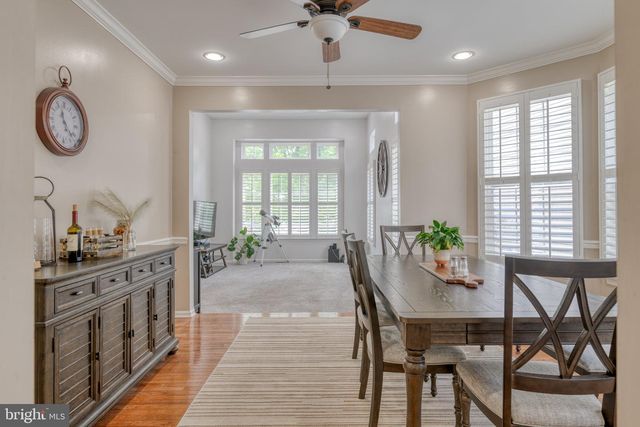 76 FOX HOLLOW DR, Mays Landing, NJ 08330