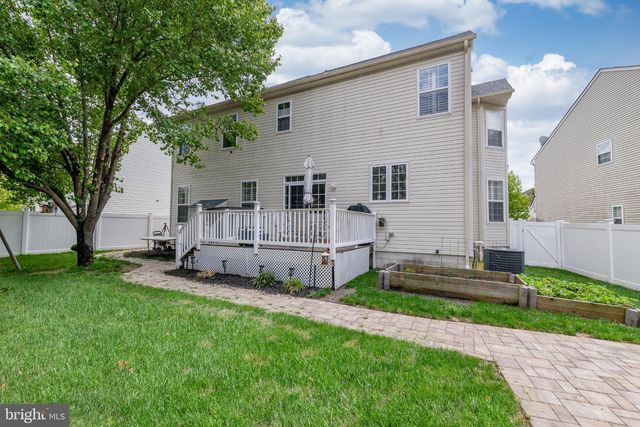 76 FOX HOLLOW DR, Mays Landing, NJ 08330