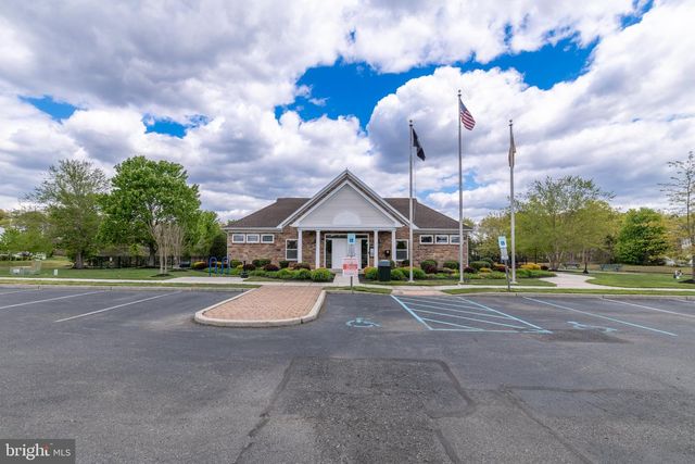 76 FOX HOLLOW DR, Mays Landing, NJ 08330