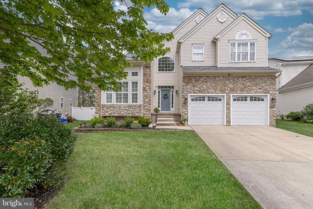 76 FOX HOLLOW DR, Mays Landing, NJ 08330