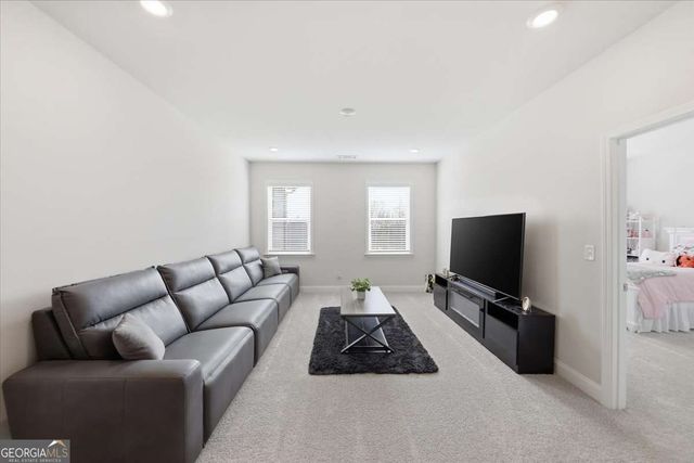 3939 Alderstone Drive, Flowery Branch, GA 30542