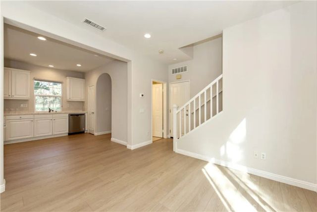 76 Great Lawn, Irvine, CA 92620