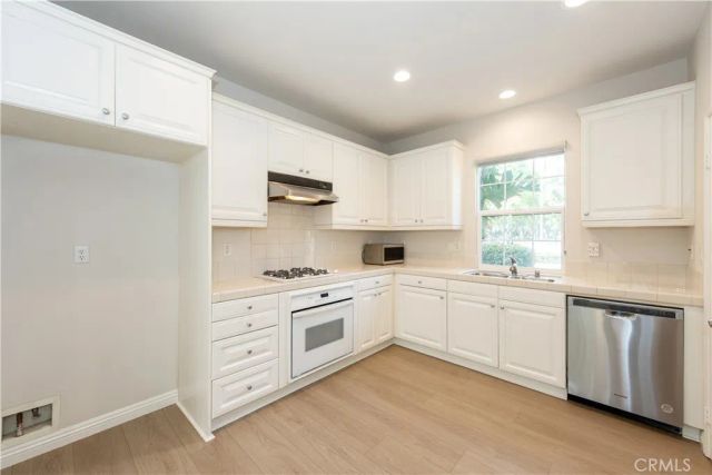 76 Great Lawn, Irvine, CA 92620