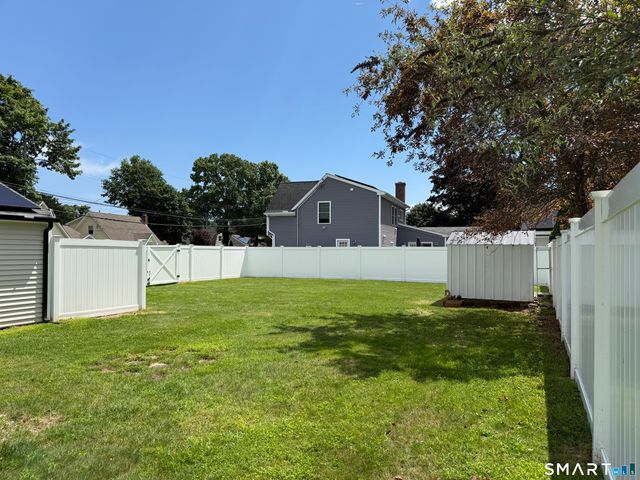 84 Dalton Road, Milford, CT 06460