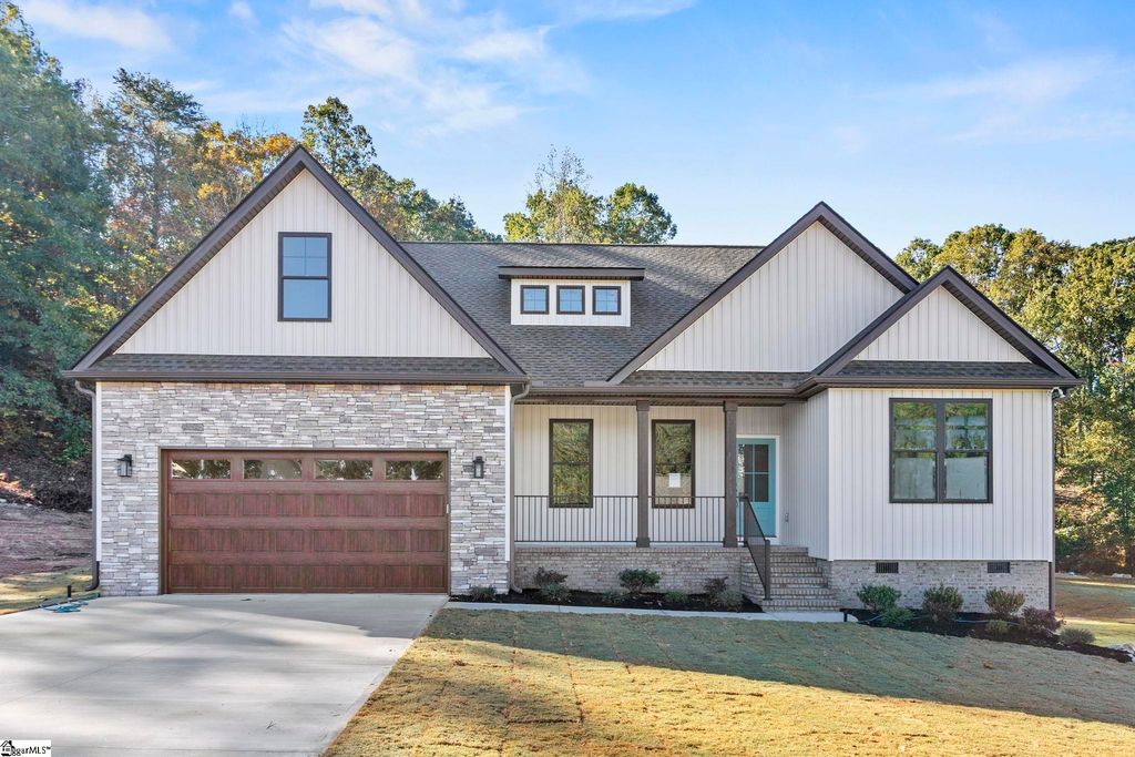 115 Mountain Lake Drive, Piedmont, SC 29673