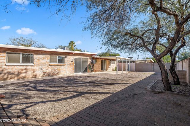 7006 Flamenco Place, Tucson, AZ 85710