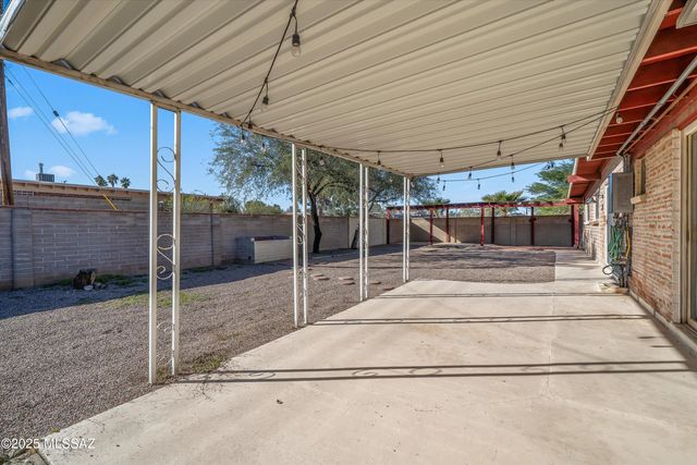 7006 Flamenco Place, Tucson, AZ 85710