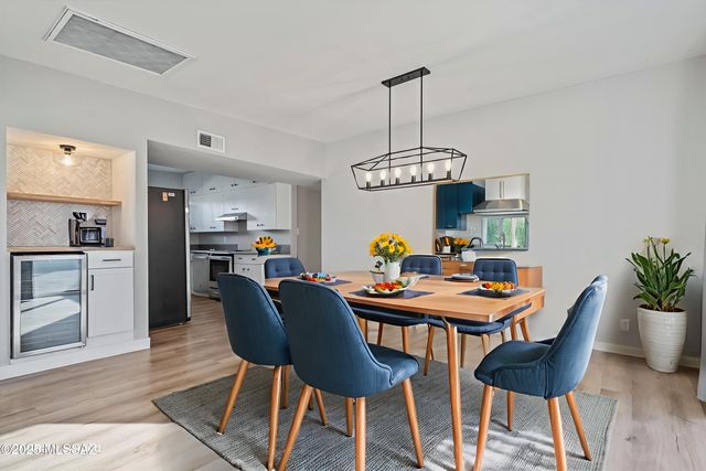 7006 Flamenco Place, Tucson, AZ 85710