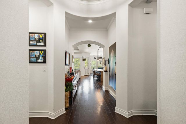 204 Everton CV, Lakeway, TX 78738