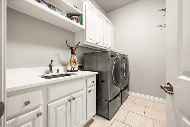 204 Everton CV, Lakeway, TX 78738