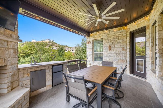 204 Everton CV, Lakeway, TX 78738