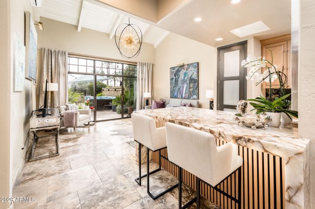 4827 N 65TH Street, Scottsdale, AZ 85251