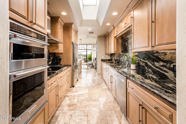 4827 N 65TH Street, Scottsdale, AZ 85251