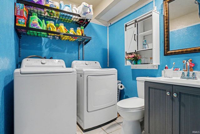2421 E 5th Street, Mishawaka, IN 46544