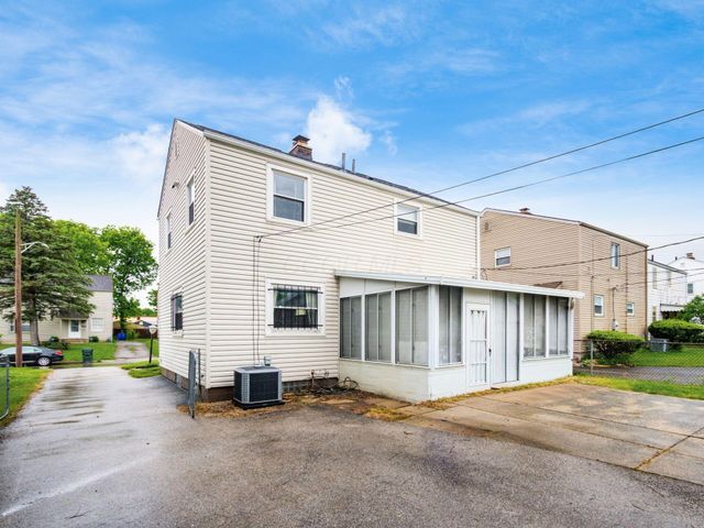 1736 E Frankfort Street, Columbus, OH 43206