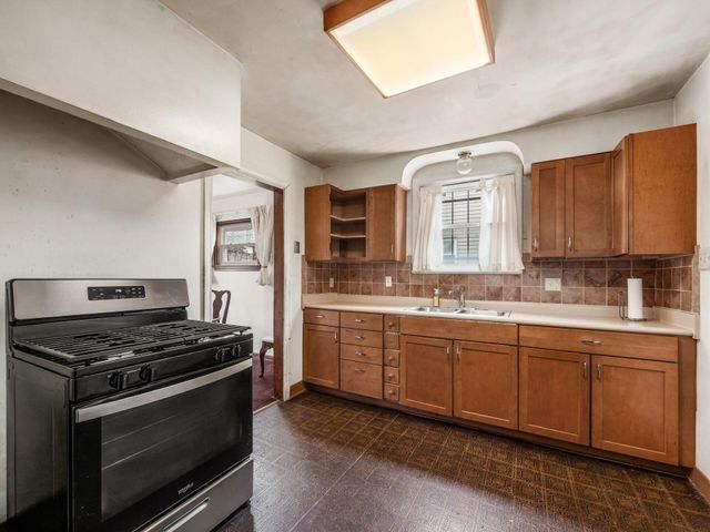 1736 E Frankfort Street, Columbus, OH 43206