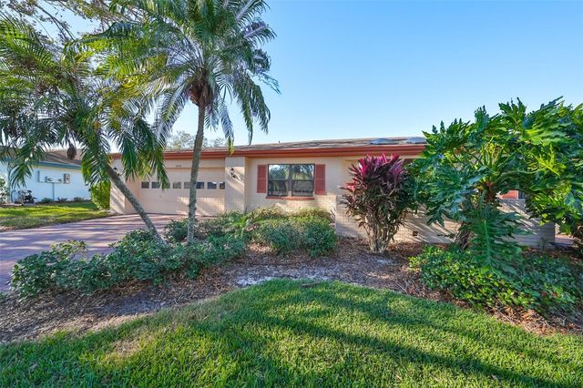 2414 LOCKSLEY STREET, Sun City Center, FL 33573