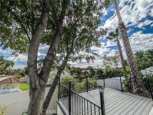 20500 Blairmoore Street, Chatsworth (los Angeles), CA 91311