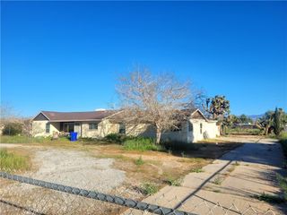 14387 Jicarilla, Apple Valley, CA 92307