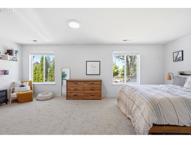 6657 Se ARIEL St, Hillsboro, OR 97123