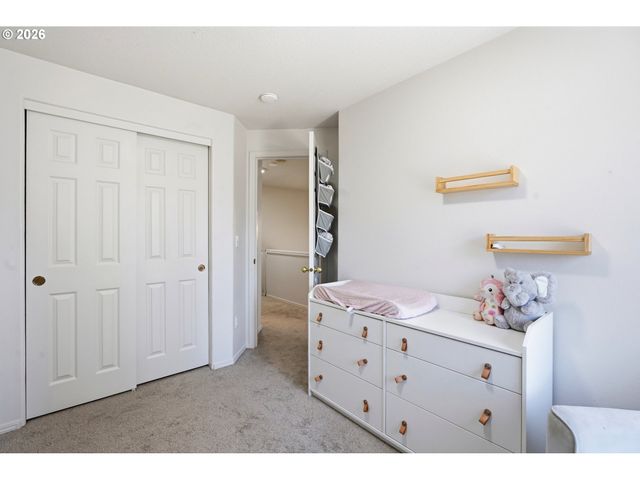6657 Se ARIEL St, Hillsboro, OR 97123