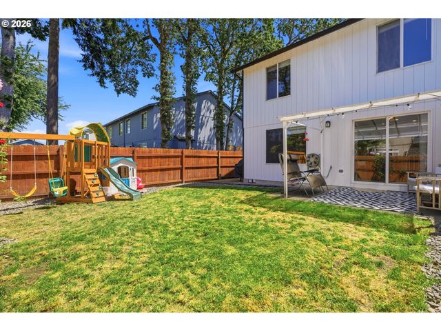 6657 Se ARIEL St, Hillsboro, OR 97123
