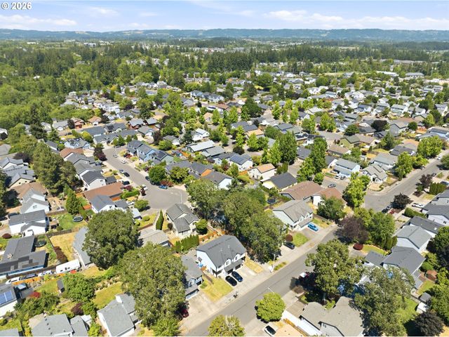 6657 Se ARIEL St, Hillsboro, OR 97123