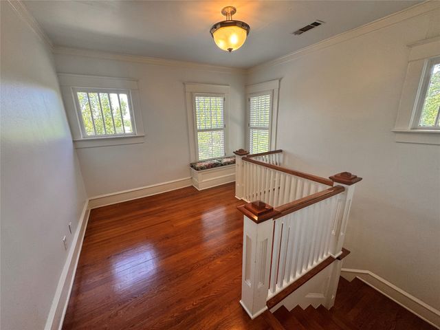 412 E 6th Street, Dallas, TX 75203