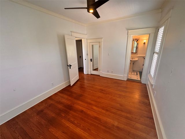 412 E 6th Street, Dallas, TX 75203