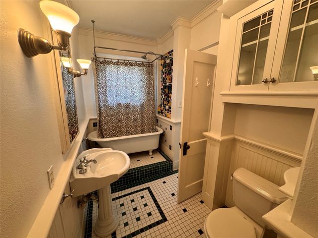 412 E 6th Street, Dallas, TX 75203