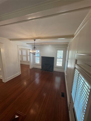 412 E 6th Street, Dallas, TX 75203