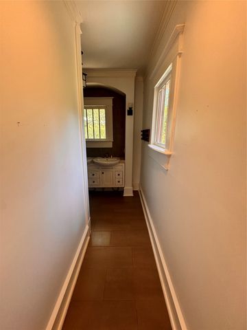 412 E 6th Street, Dallas, TX 75203