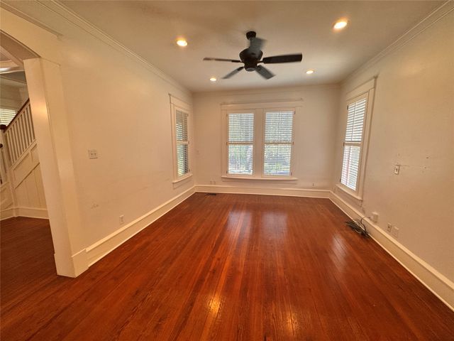 412 E 6th Street, Dallas, TX 75203