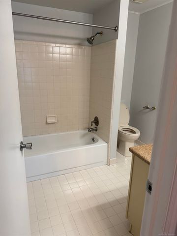 38589 Wellington Drive, Clinton Township, MI 48036