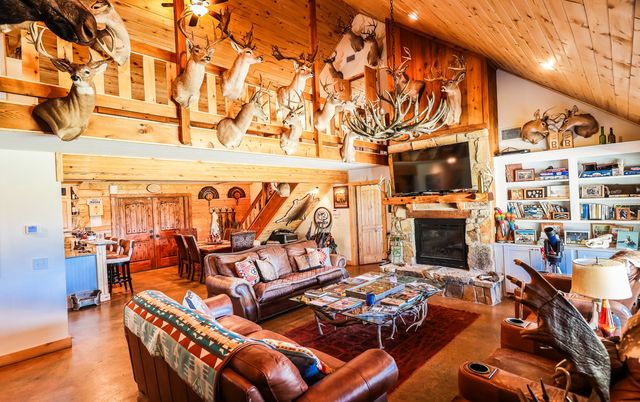 741 AC SYCAMORE Road, Daingerfield, TX 75638