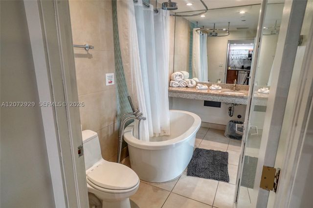1036 Ocean Dr B202, Miami Beach, FL 33139