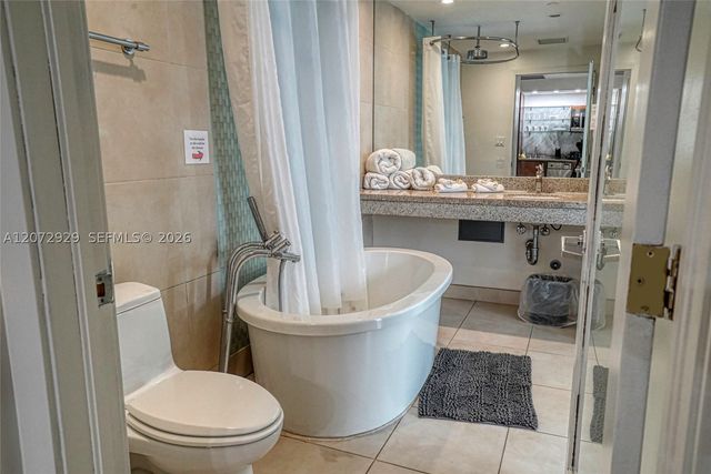 1036 Ocean Dr B202, Miami Beach, FL 33139