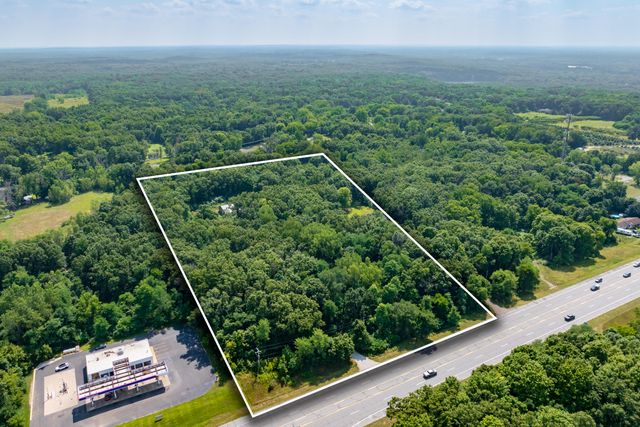 8777 W Main Street, Kalamazoo, MI 49009