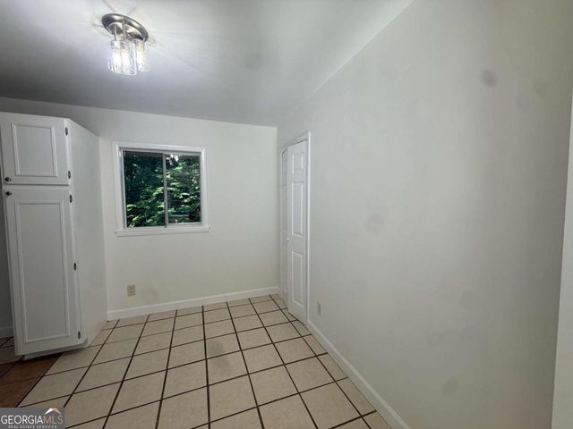 3229 Fern Valley Drive SW, Marietta, GA 30008