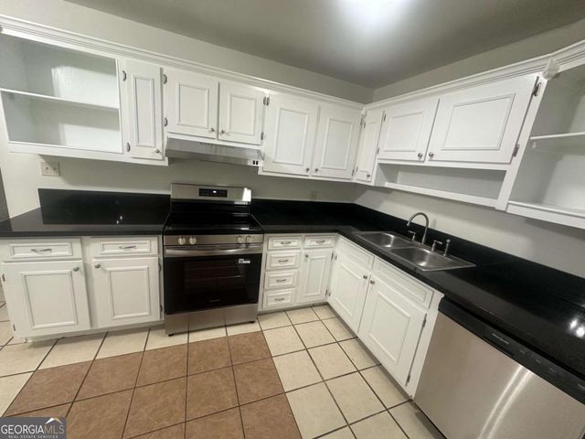 3229 Fern Valley Drive SW, Marietta, GA 30008
