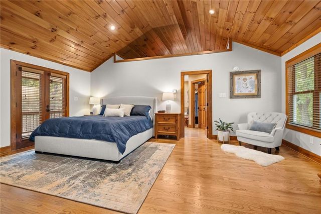 212 Knots Landing Drive, Demorest, GA 30535