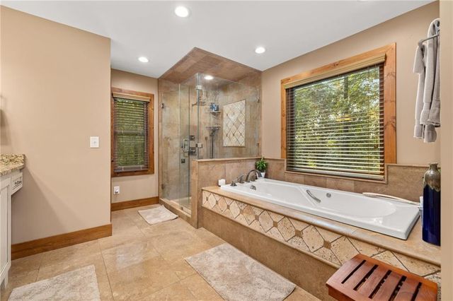212 Knots Landing Drive, Demorest, GA 30535